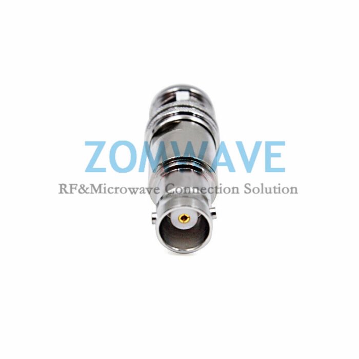 BNC Triax Male to BNC FemaleAdapter, 500MHz