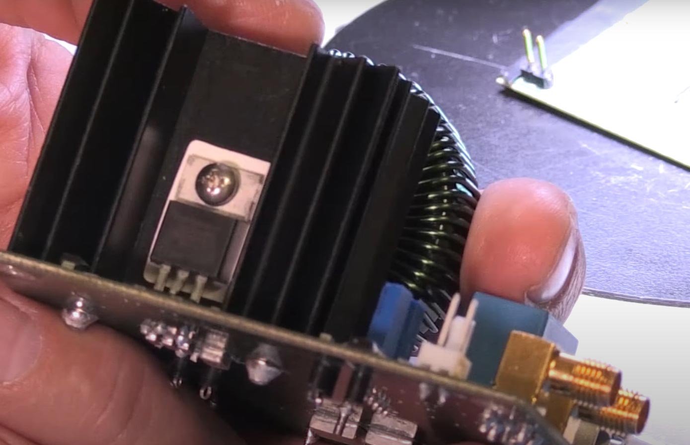 MMCX connectors for mechanical design applications in industrial settings.